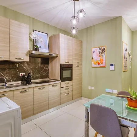 Spacious 1br With Wifi In The Centre Of By 360 Estates Appartement Gzira