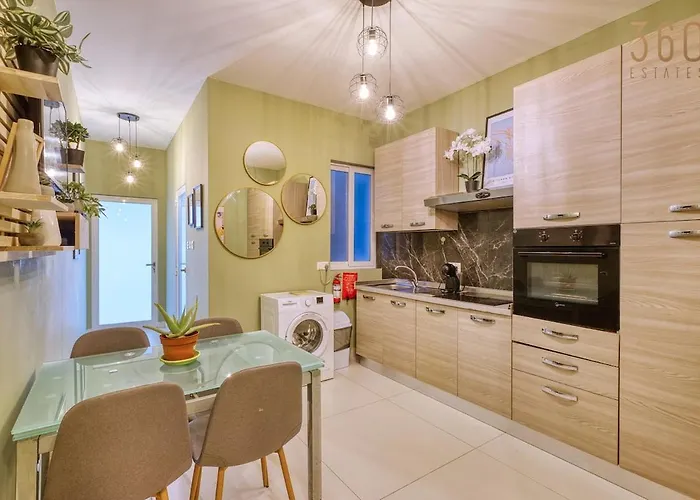 Spacious 1br With Wifi In The Centre Of By 360 Estates Appartement Gzira
