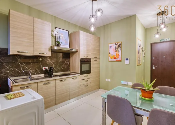 Spacious 1br With Wifi In The Centre Of By 360 Estates Apartamento Gzira