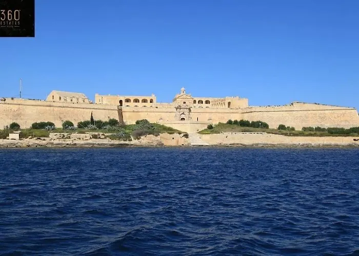 Spacious 1br With Wifi In The Centre Of By 360 Estates * Gzira